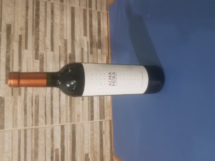 Vino Alma Mora